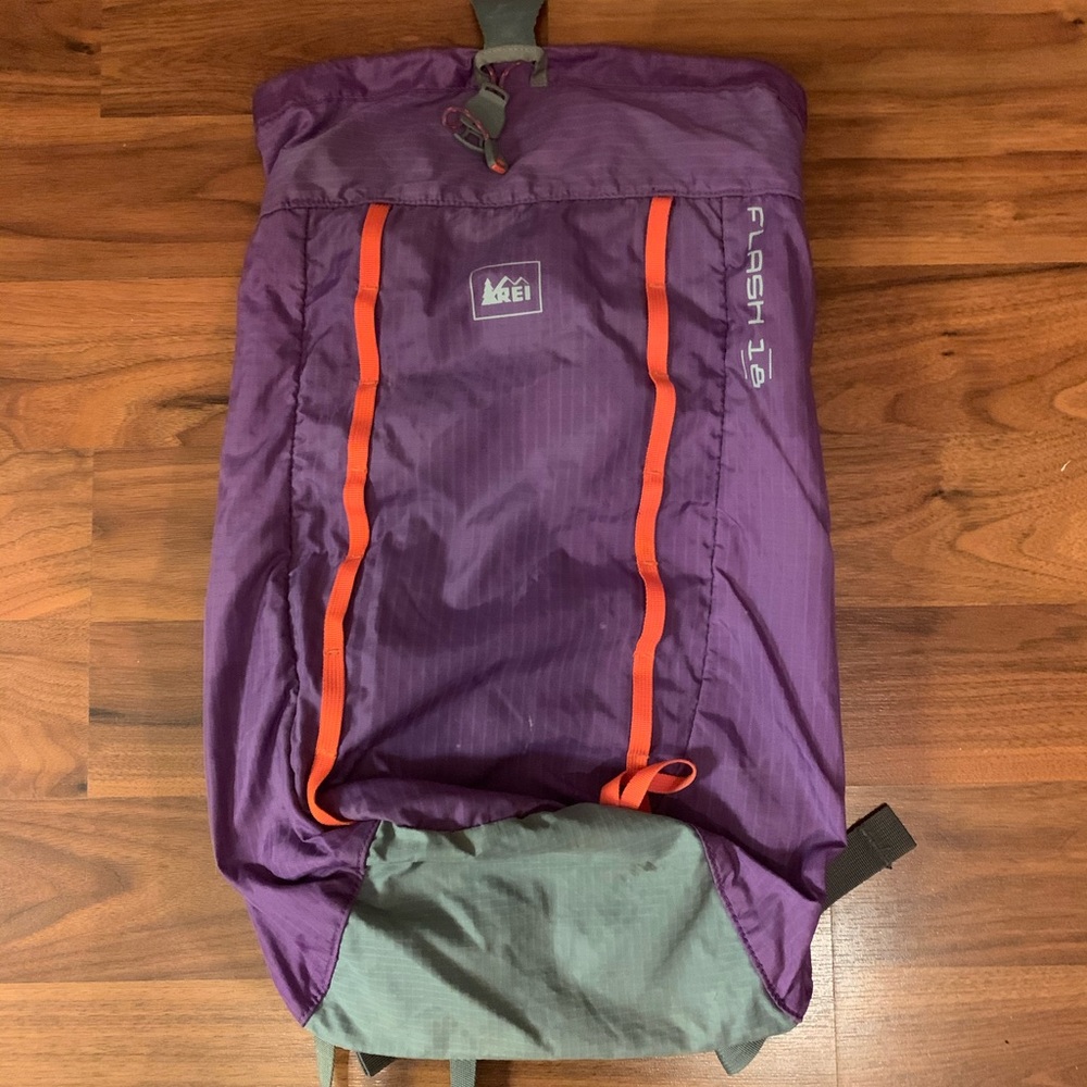 REI Flash 18 Backpack